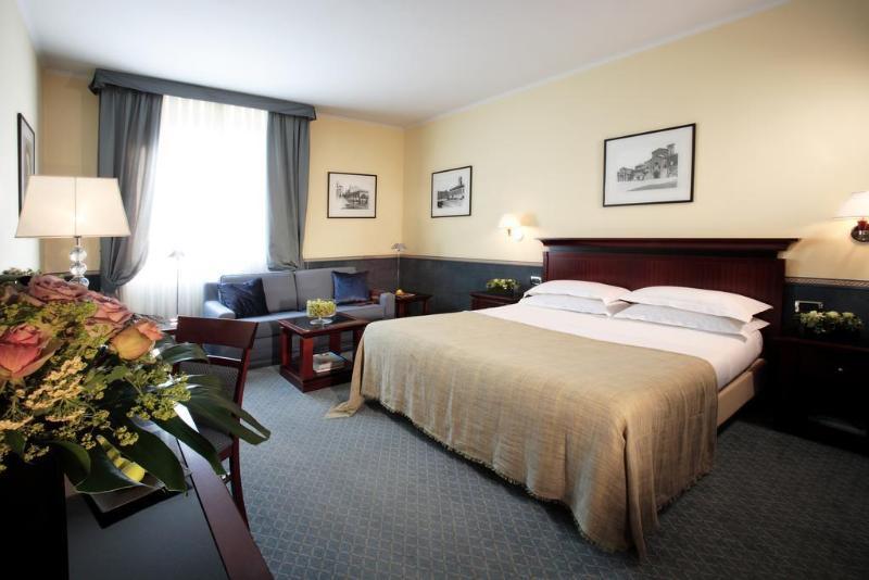 Hotel Starhotels Excelsior 4*