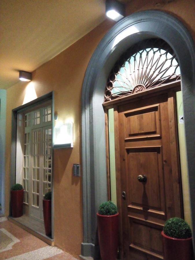 Palazzo Trevi Charming House Bed & Breakfast