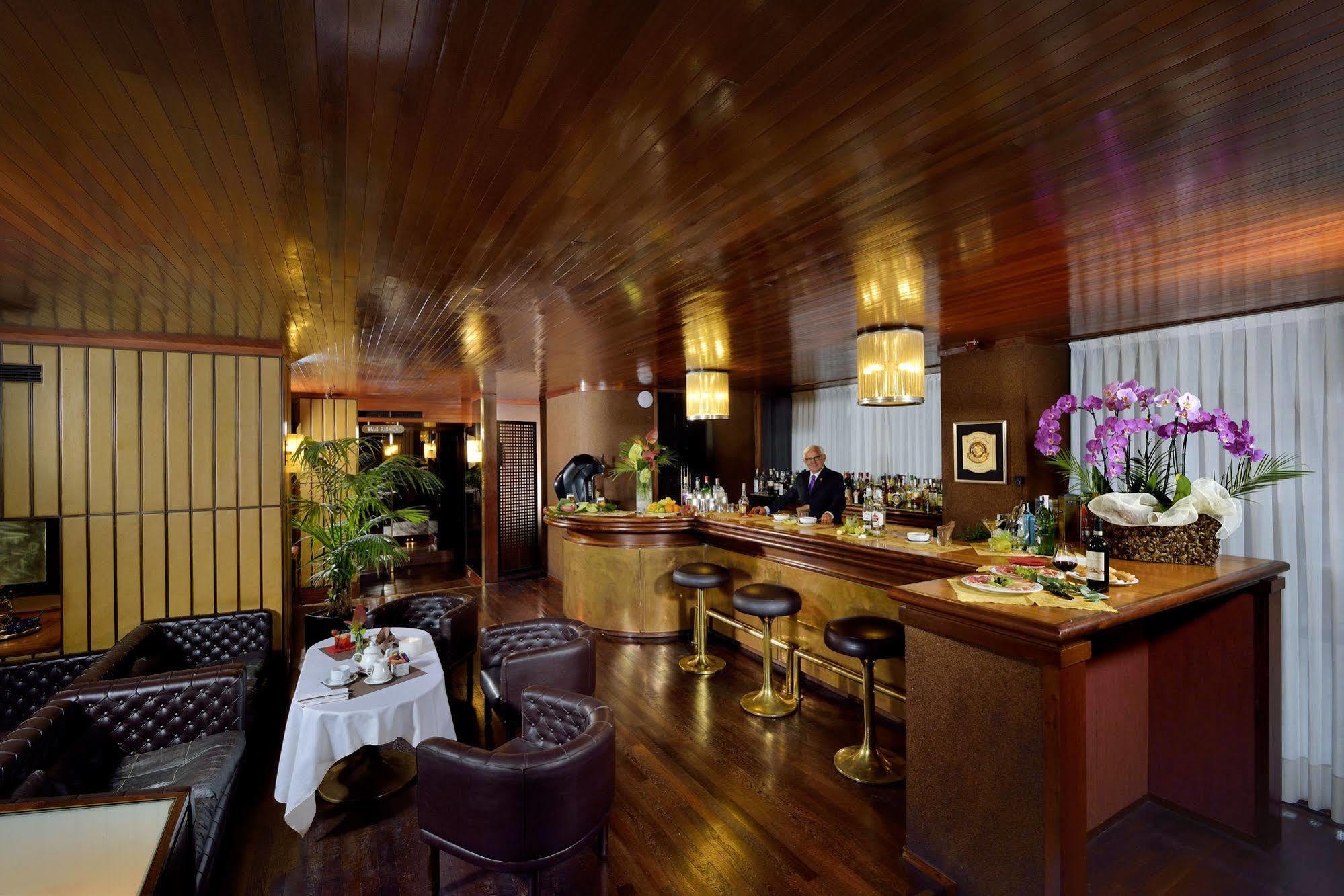 Hotel Grand Elite 4*