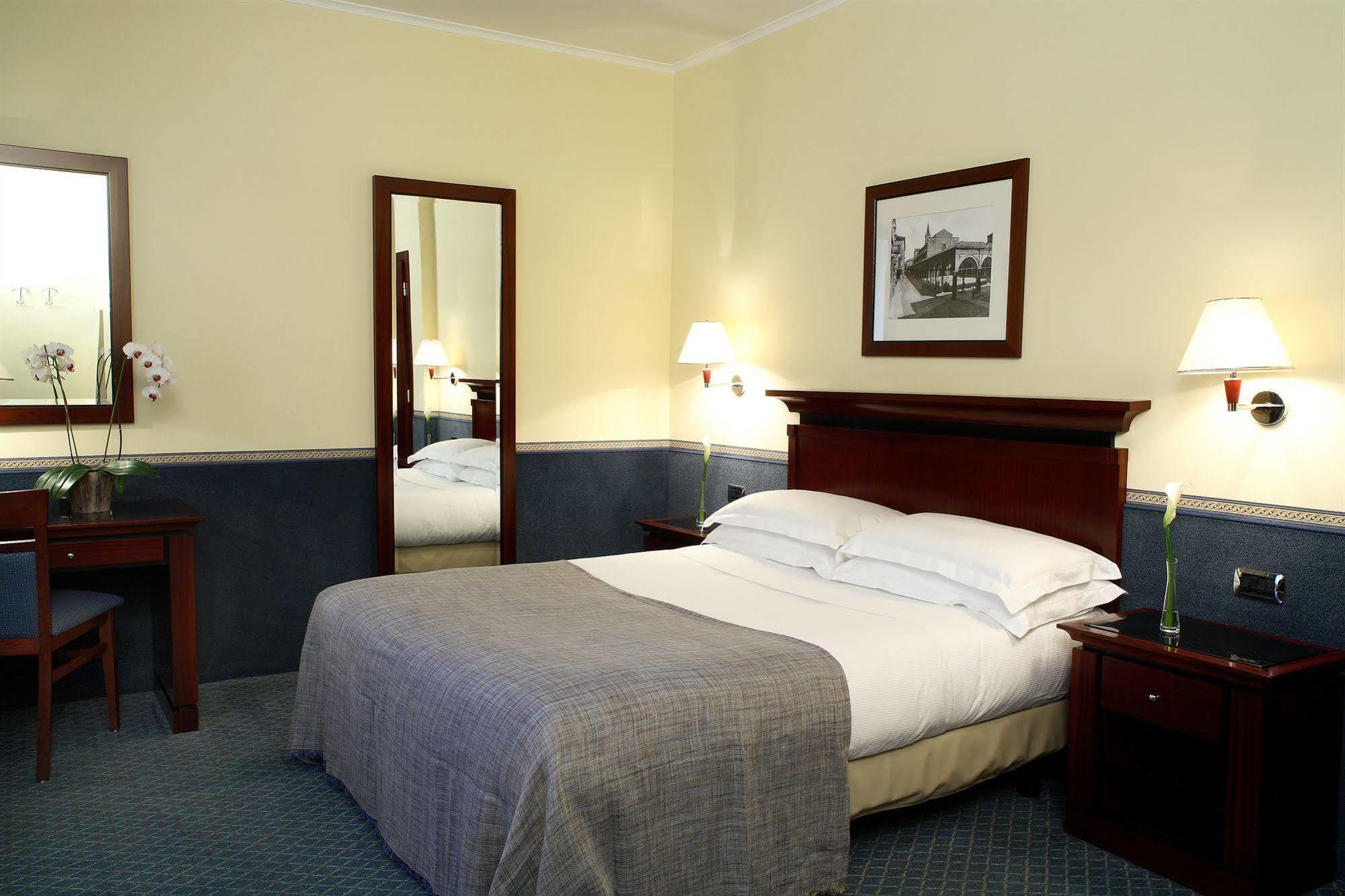 Starhotels Excelsior 4* Bolonha