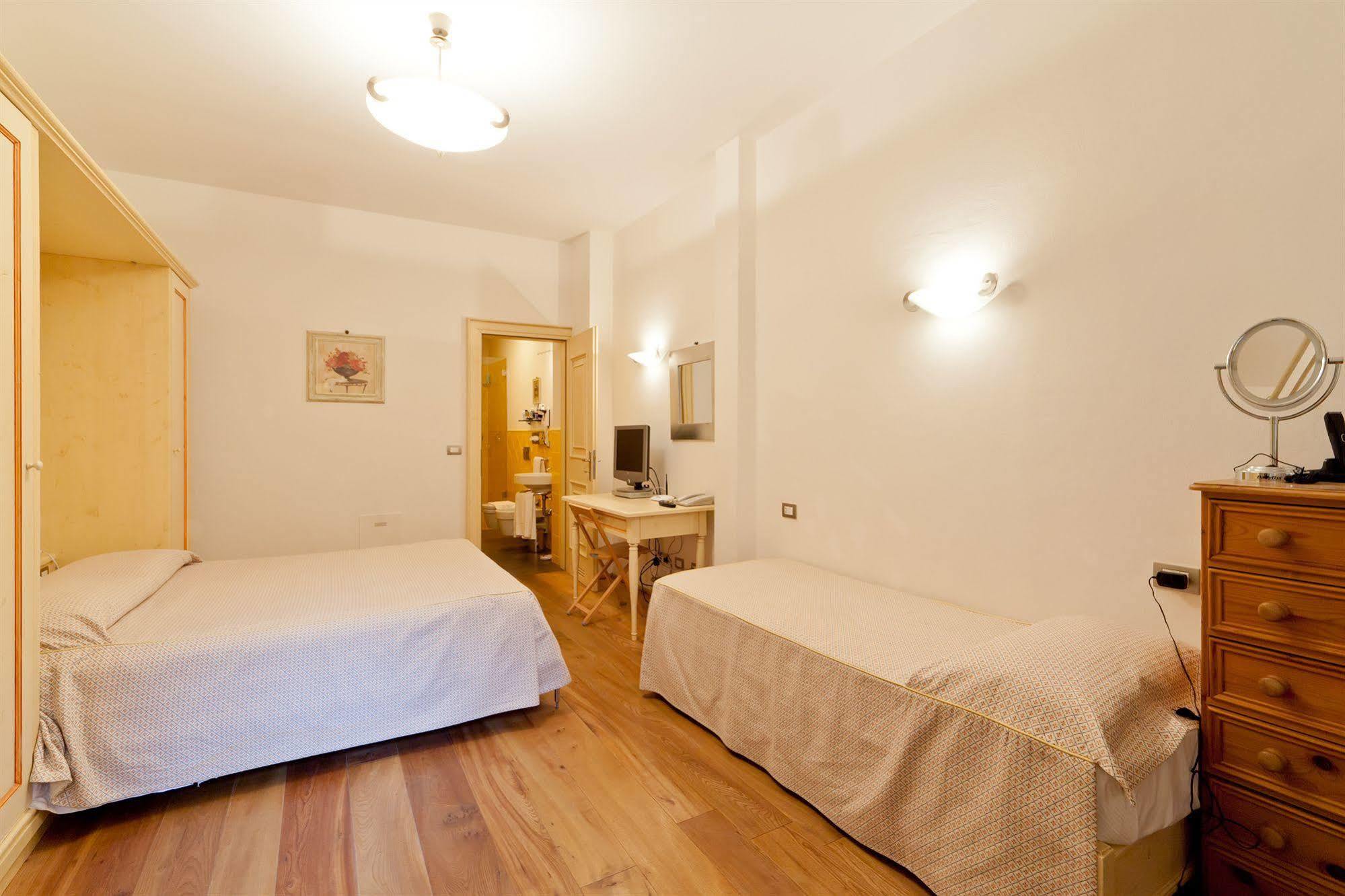 Bed & Breakfast Palazzo Trevi Charming House Bologna