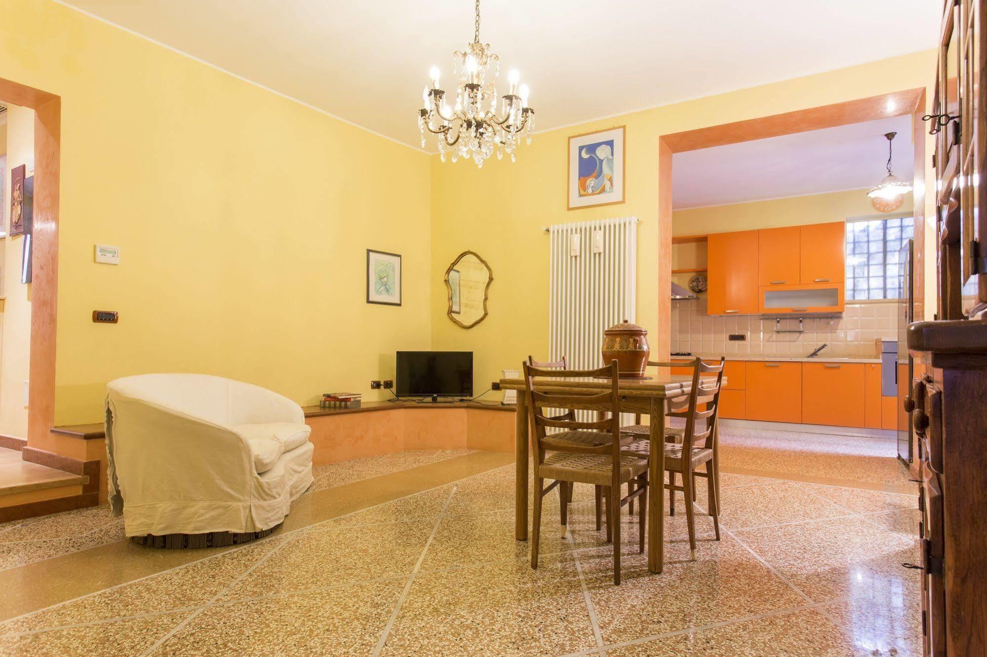 Petroni 38 By Appartamento Bologna