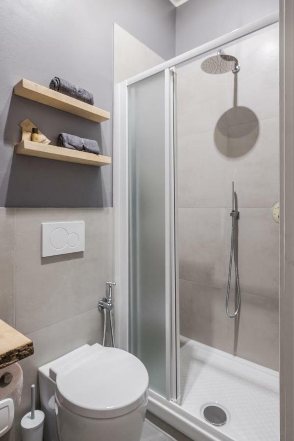 Interno 7 - Da Vale Bolonha