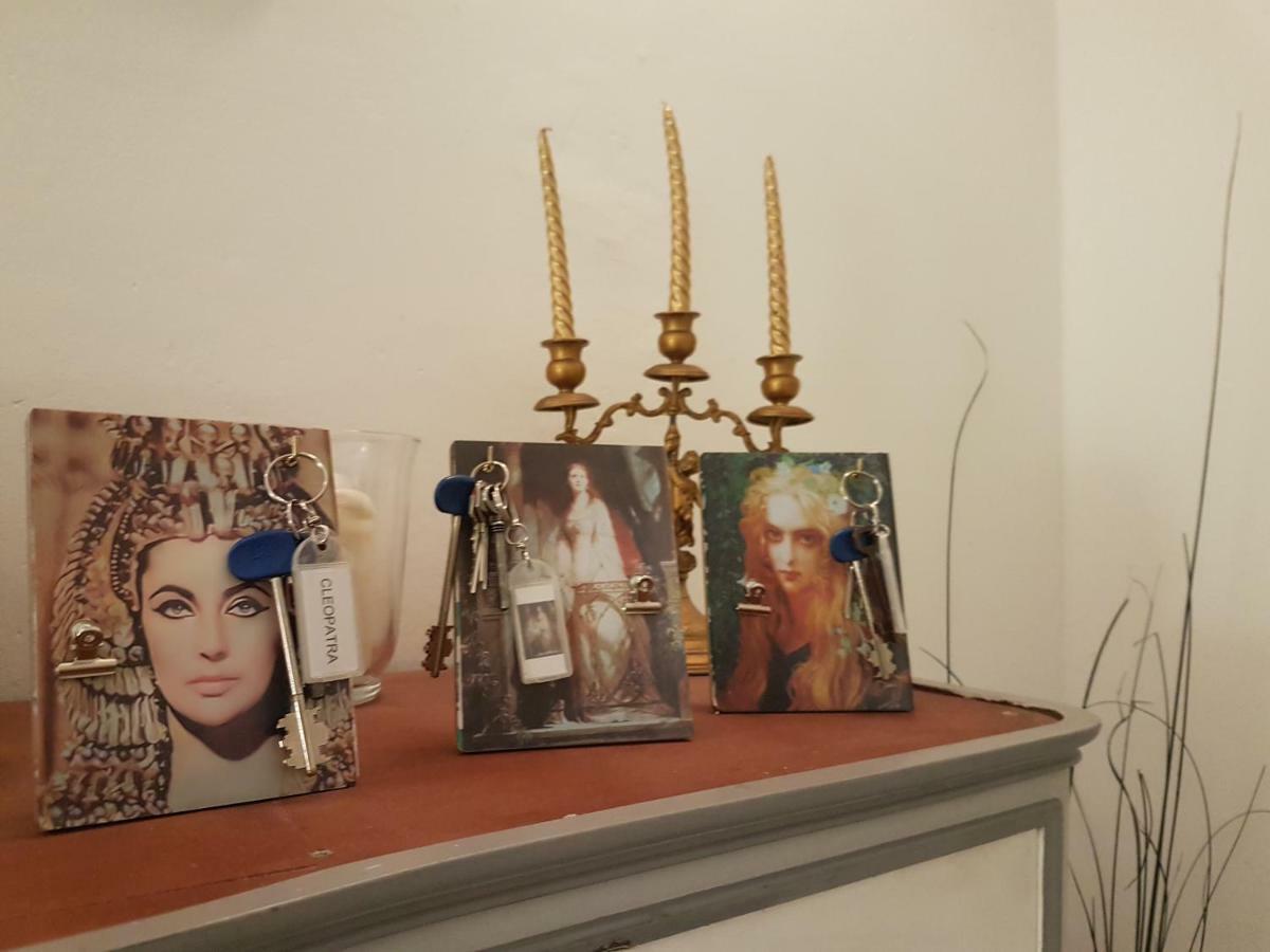 Residenza Rubbiani - Fermata Fiera E Rizzoli Couette-café *