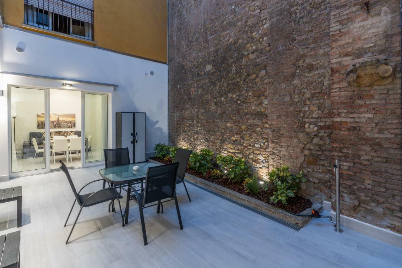 Dimora Santo Stefano: Ampia, Con Giardino Privato