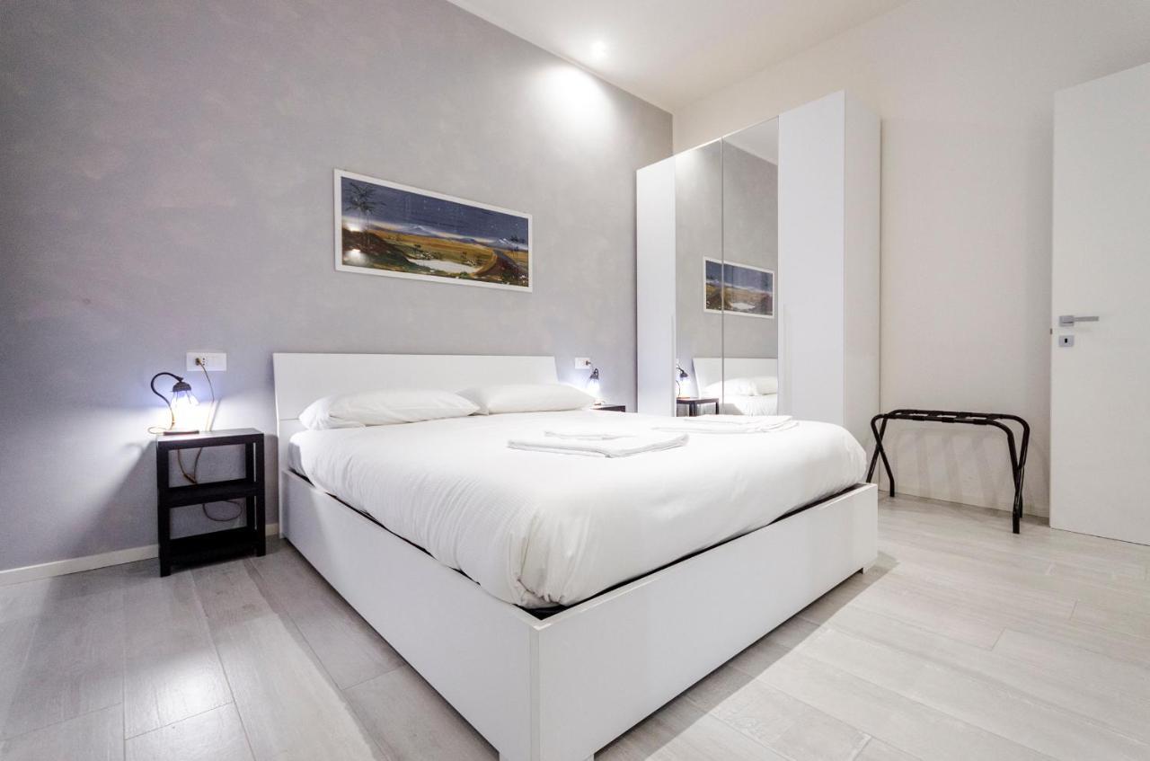 Dimora Santo Stefano: Ampia, Con Giardino Privato Apartment