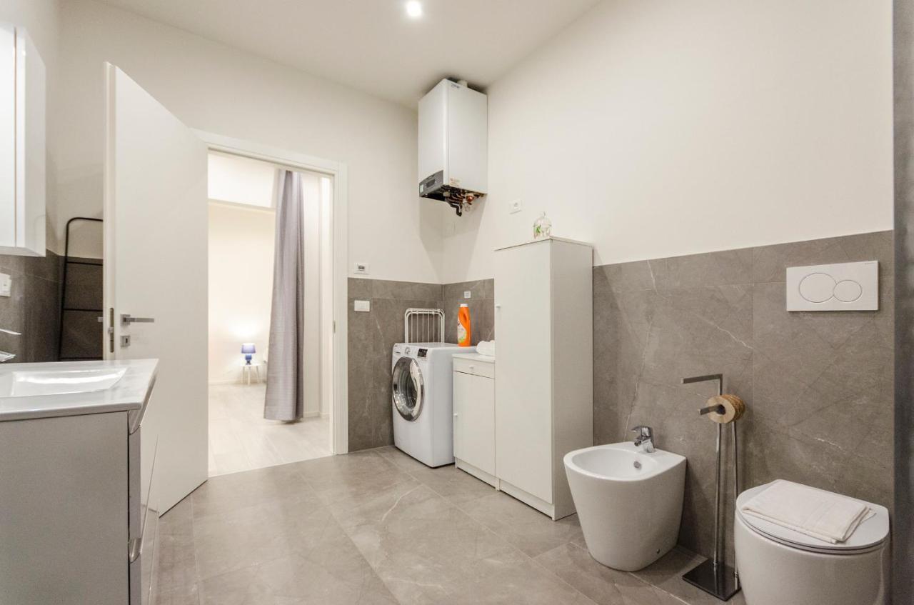 Apartment Dimora Santo Stefano: Ampia, Con Giardino Privato Bologna