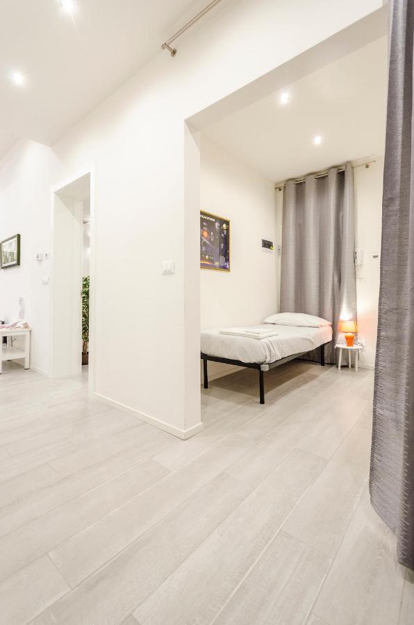 Apartment Dimora Santo Stefano: Ampia, Con Giardino Privato *