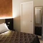 People Travel Rooms
