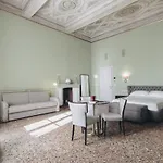 Gregorini Bingham Art Luxury Suites