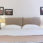 Bologna Piazza Del Nettuno Apartment