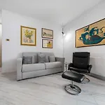 Ur-Nest Donato Creti