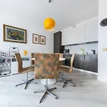 Ur-Nest Donato Creti