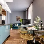 Ugo Bassi Apartments