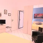 House Procaccini, 20
