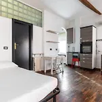 Studio Malcontenti Con Terrazzo By Wonderful Ltaly