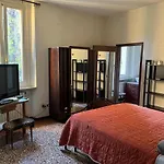 Suite 23