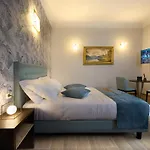 D\'Azeglio 62 Luxury Rooms