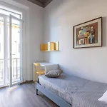 Indipendenza, Bologna By Short Holidays