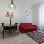 Capo Di Lucca Home - In The Historical Center With Terrace