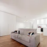 Realkasa Albiroli Apartment