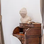 3 Minutes From Piazza Maggiore Historical Flat