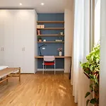 Realkasa Gallery Blue Suite