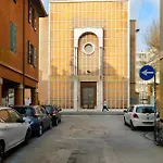 Saint Charles Apartment