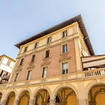 Albertoni Holidays, Bologna By Short Holidays