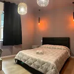 Lame 46 Rooms