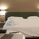 Astoria Comfort Rooms