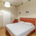 Casa Isolani Piazza Maggiore 1.0