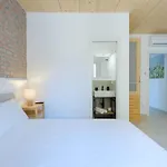 Apartment With Elevator And Private Parking