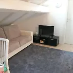 Maison Mirt