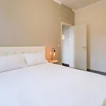 Elegant Penthouse With A View Of The Two Towers And Piazza Maggiore