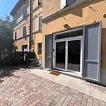 Panigale Deluxe Apartment