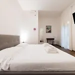 New - Venturini Suites In Bologna Centre