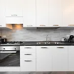 Carracci House - Free Parking - Station - Center E Fiera