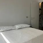 Casaraffaella, Sorprendente