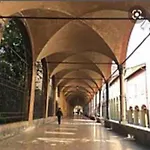 Cozy And Quiet Suite Near Two Towers, Bologna