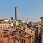 New - Immobo Haurelia - Asinelli Tower View