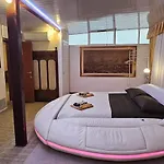 King Apartment And Suite
