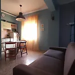 La Casa Degli Asinelli - Twa