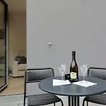 Mascarella Suite - Elegante Design Con Patio Nel Centro Storico