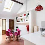 Bright Design House In The Heart Of Bologna