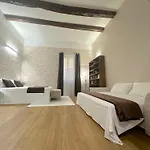 Senzanome Suite Apartment