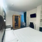 Hotel Holiday- Alla Finestrella