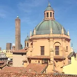 In Fiera 8 Apartment