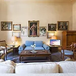 Ur-Nest Strada Maggiore