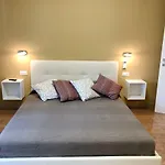 Ombra Del Gigante Suites
